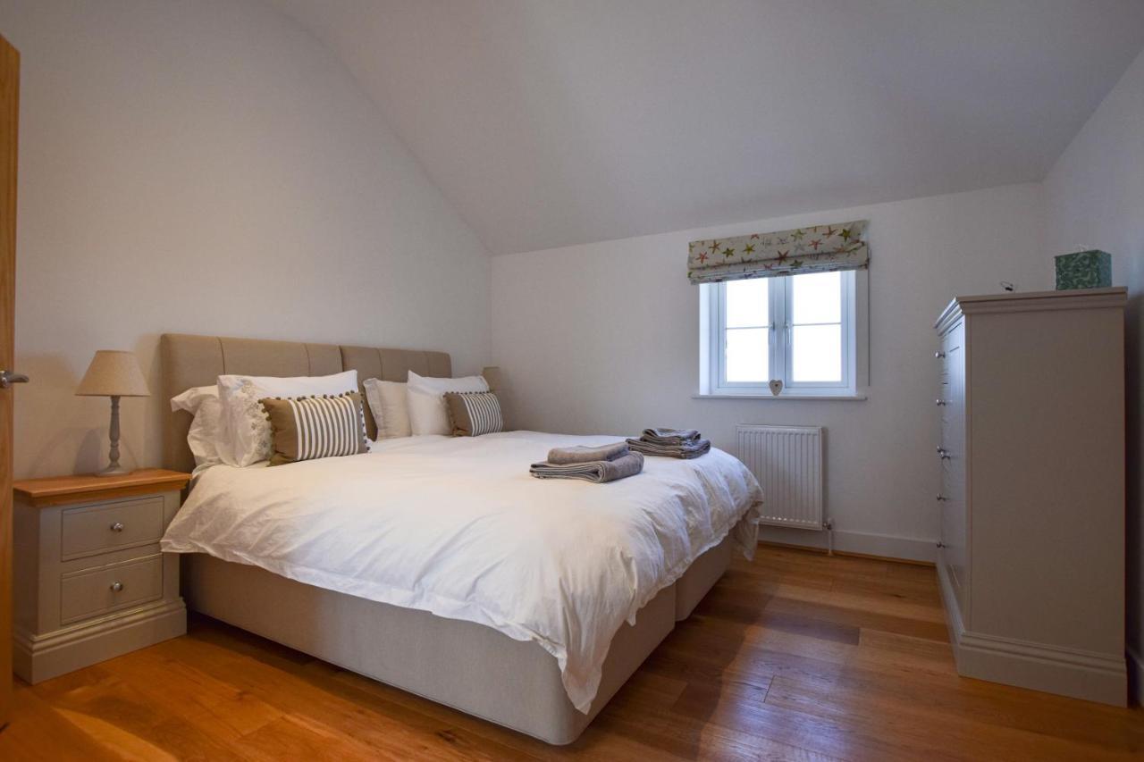 Whispers - 4 Bedroom Modern Family Holiday Home In Salcombe Sleeps 8 Exteriör bild